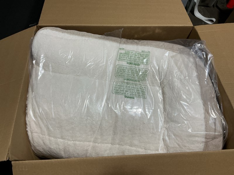 Condition photo showing Good Condition for Bedsure XL Orthopedic Dog Beds Large Sized Dog - Extra Thick Supportive Dogs Couch with Waterproof Washable Cover, Extra Large Comfort Pet Bed Sofa with Soft Plush Sherpa and Nonskid Bottom, Beige 42"L x 30"W x 9.5"Th Cream