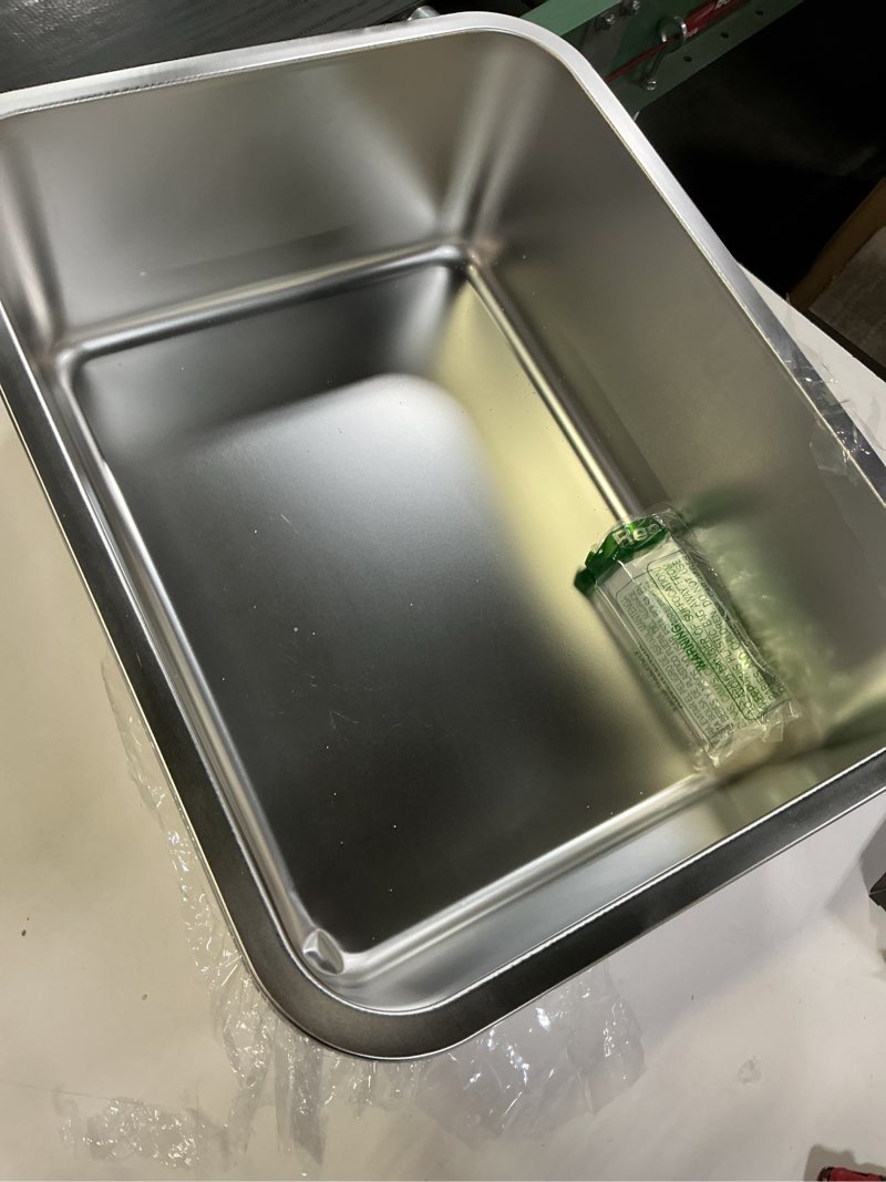 Condition photo showing Good Condition for Stainless Steel Litter Box 2 Pack?Metal Litter Box Easy to Clean,Cat Litterbox Supplies for Kitten, Kitty, Rabbit, 6" High Side Cat Litter boxs,Stainless Steel LitterBox, No Smell,Non Stick 2packs-L-6" H