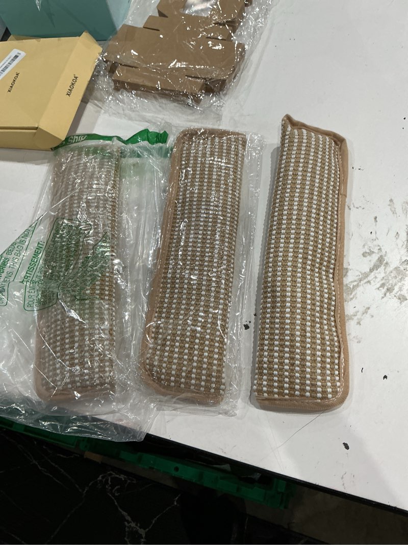 Condition photo showing Good Condition for 3 pack 13inch catnip cat kicker toys pillow sisal cat toy sticks for bunny kicking cats interactive 