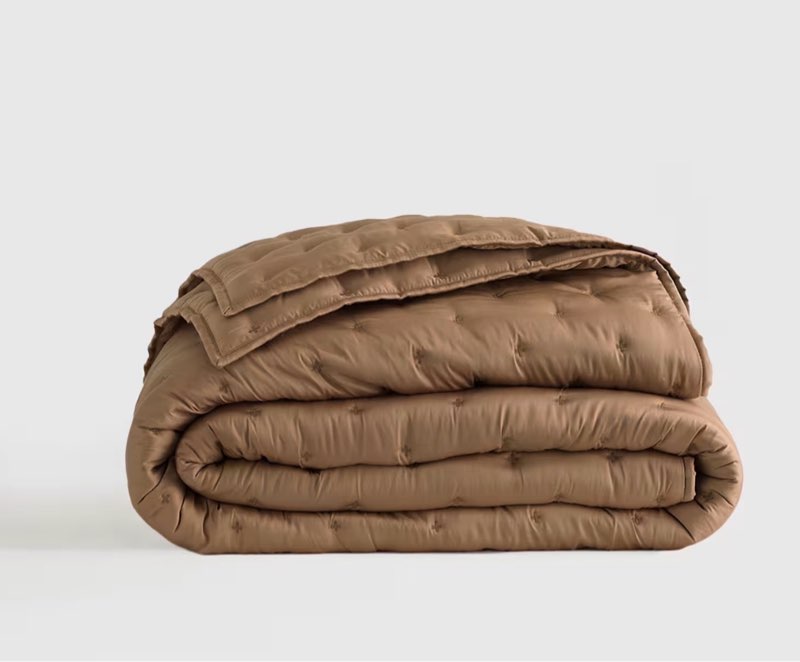 quince bamboo dream quilt king/cal king (pillow cover not included )