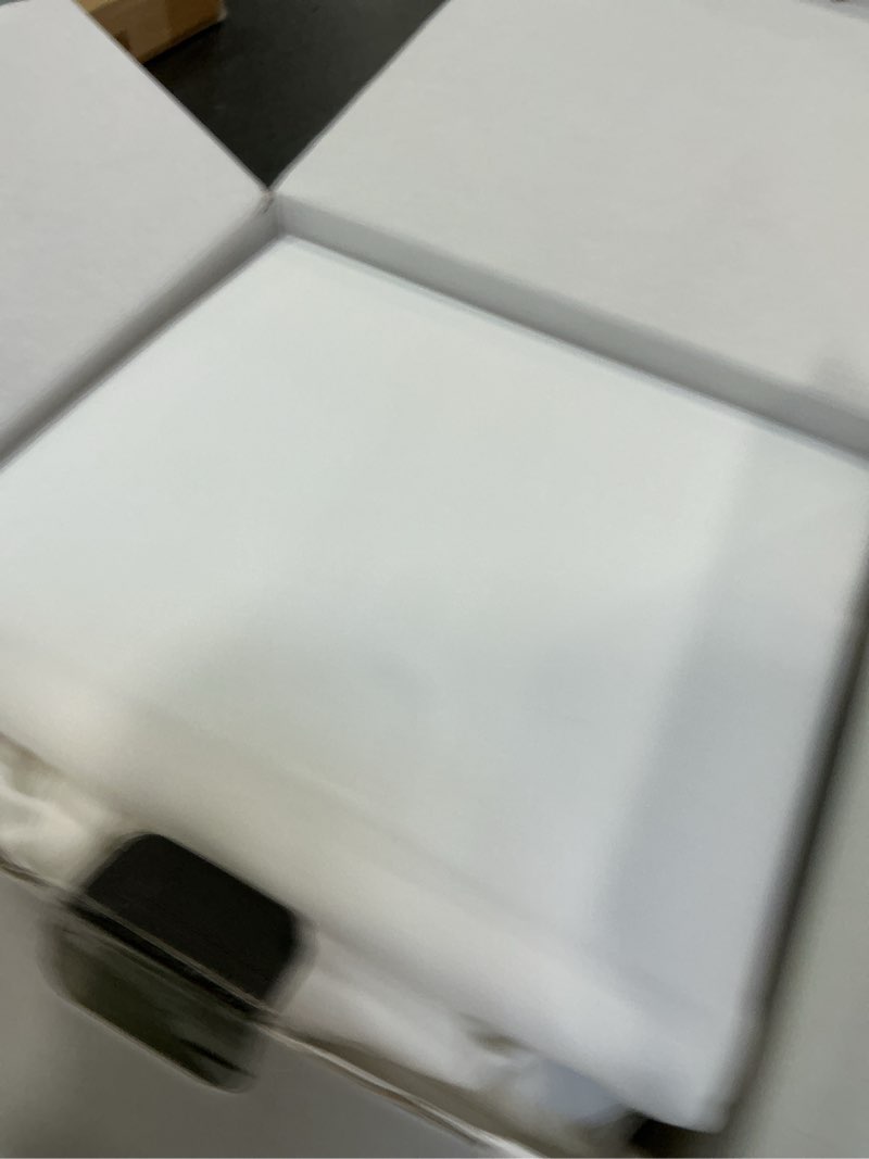 https://lotting-media.assets.bidfta.com/lotting_d05ed20d-8474-40ad-9ab7-7f9bdb532f5d