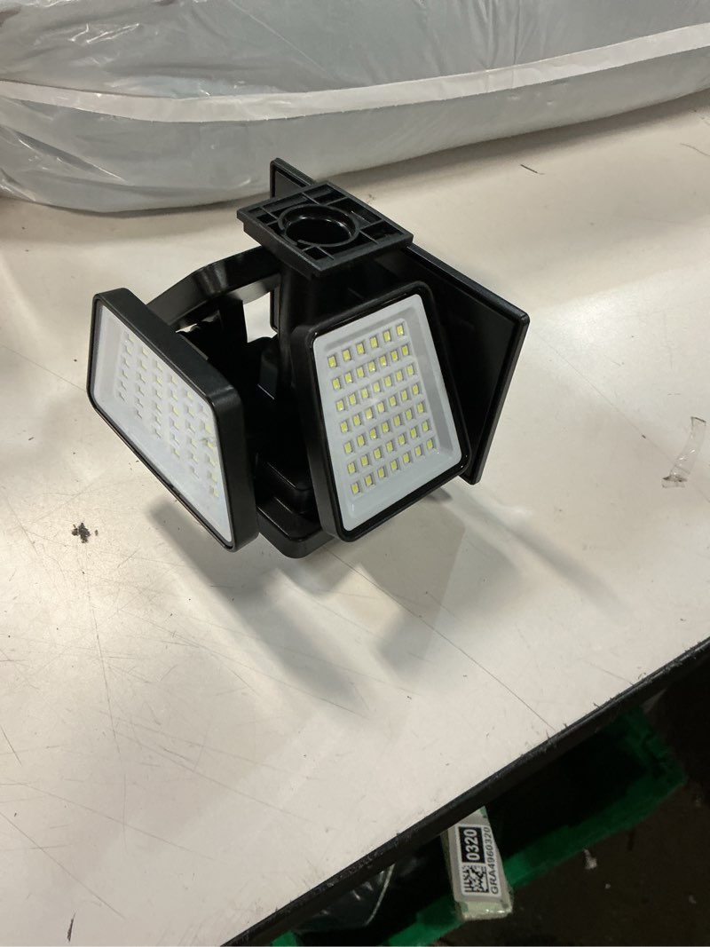 Condition photo showing Good Condition for pinegreen lighting 120 -degree 120 -wattage equivalent solar led black 3 -head