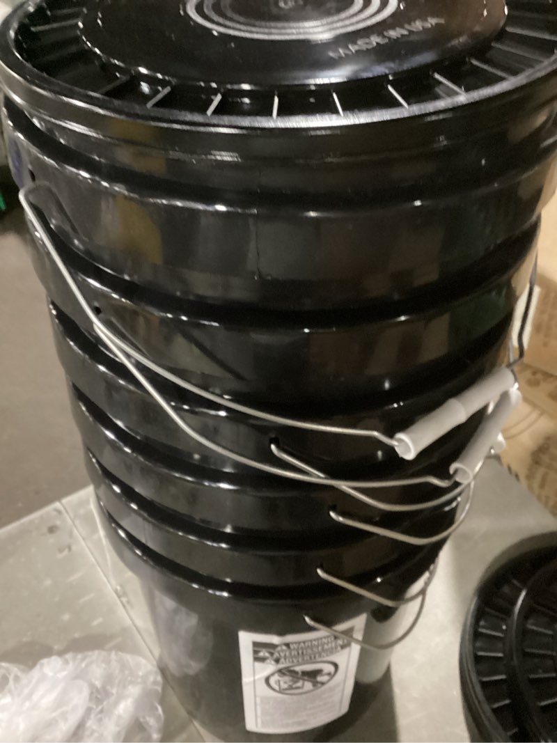 Condition photo showing Good Condition for 5-gal. heavy-duty buckets with snap-on lids in black, 6-pack