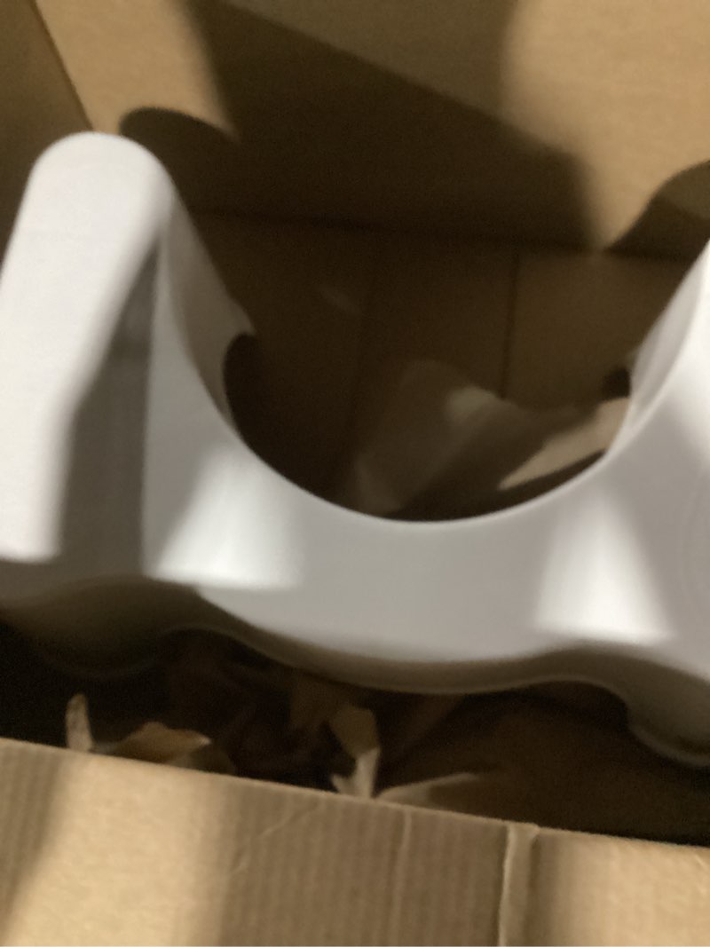 Condition photo showing Good Condition for Squatty Potty The Original Bathroom Toilet Stool, 7 Inch height, White White 7 Inch
