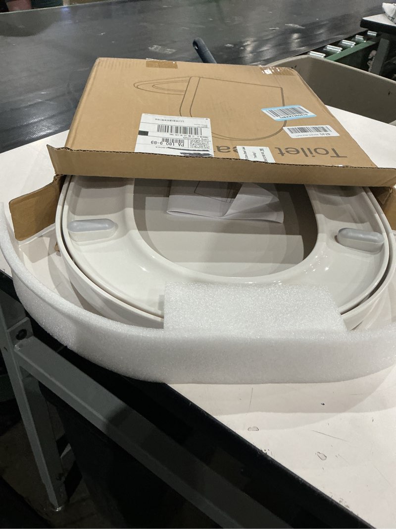 Condition photo showing Good Condition for d/u shape toilet seat,soft close and quick-release for easy cleaning toilet seats cover,stable hinge design to prevent shifting -white elongated toilet lid mtg16