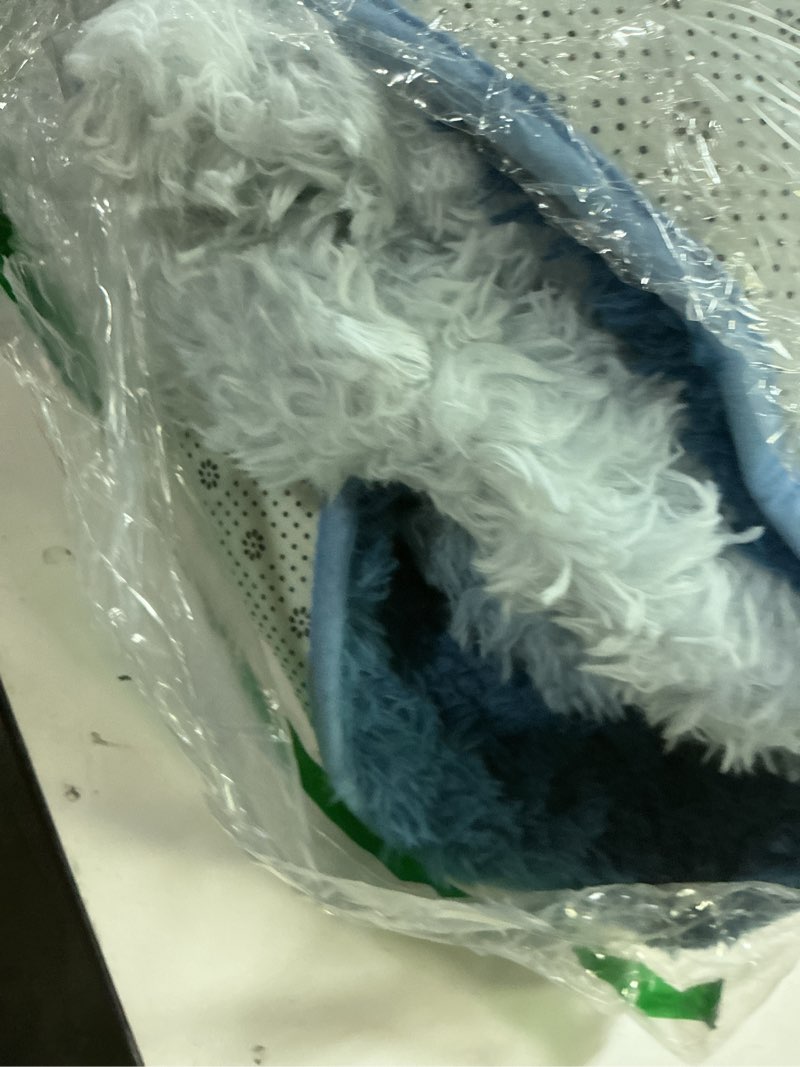 Condition photo showing New/Like New for DweIke Luxury Fluffy Kids Rugs for Living Room Bedroom, 4x6 Feet Shaggy Gradient Navy Blue Area Rug for Girls Boys, Upgrade Plush Non-Slip and Washable Colorful Fuzzy Carpet for Dorm Nursery Decor 4' x 6' (Rectangular) Navy Blue