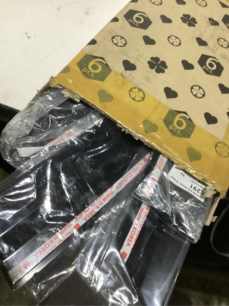 Condition photo showing Good Condition for AUTOCLOVER Smoked Window Visor Sun Rain Vent Guard 4p for 2024 Trax, E291