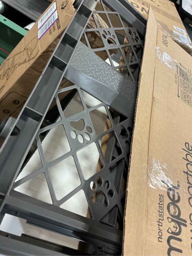 Condition photo showing Good Condition for mypet north states paws portable pet gate: 26-40" wide. pressure mount. no tools needed. made in usa, 23" tall, expandable, durable dog gates for doorways, fieldstone gray