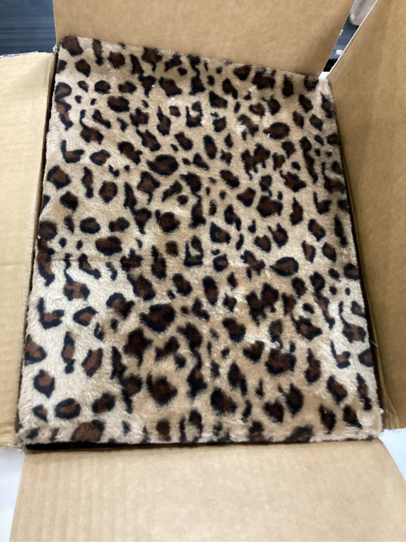 Condition photo showing Good Condition for syandlvy small leopard print cat tree with perch for indoor cats, cat tower with scratching post, modern activity house for large cats, condo with board, kittens cave