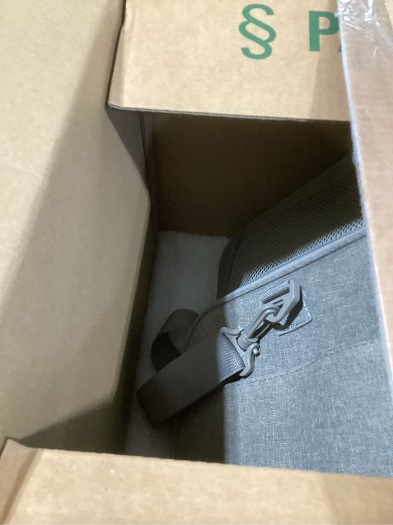 Condition photo showing New/Like New for Henkelion Large Cat Carriers Dog Carrier Pet Carrier for Cats Dogs Puppies up to 25Lbs, Big Dog Carrier Soft Sided, Travel Puppy Carrier - Large - Grey 20.0"L x 13.0"W x 13.0"H Grey