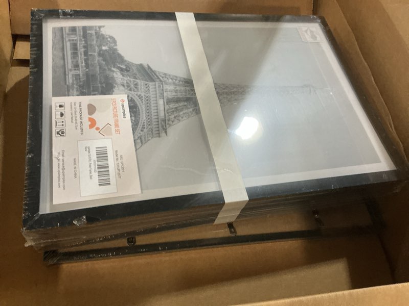 Condition photo showing Good Condition for upsimples 12x18 picture frame set of 5, display pictures 11x17 with mat or 12 x 18 without, wall gallery poster frames, black black 12x18