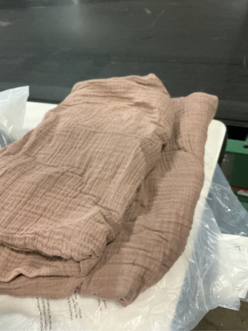 Condition photo showing Good Condition for organic airy gauze sham set, standard, fig