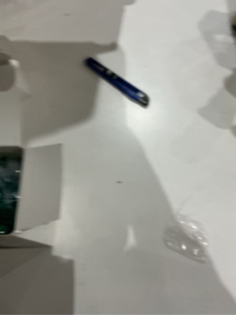 Condition photo showing Good Condition for 200 Pcs Expanding Plastic Screw Anchors 1/4 Hole Green Plastic Anchors for Concrete Tile Cement Bolt Expansion Tube for #10,11,12 Screws, Fix to Wall Drywall or Other Surface(2) Green 1/4" X 2"