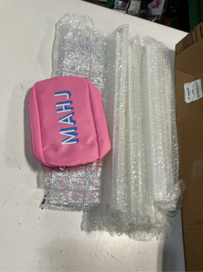 Condition photo showing Good Condition for portable mahjong set 160 pieces of thin mahjong tiles and soft carrying case, rule cards for beginners nice for travel, family gatherings nights(classic)