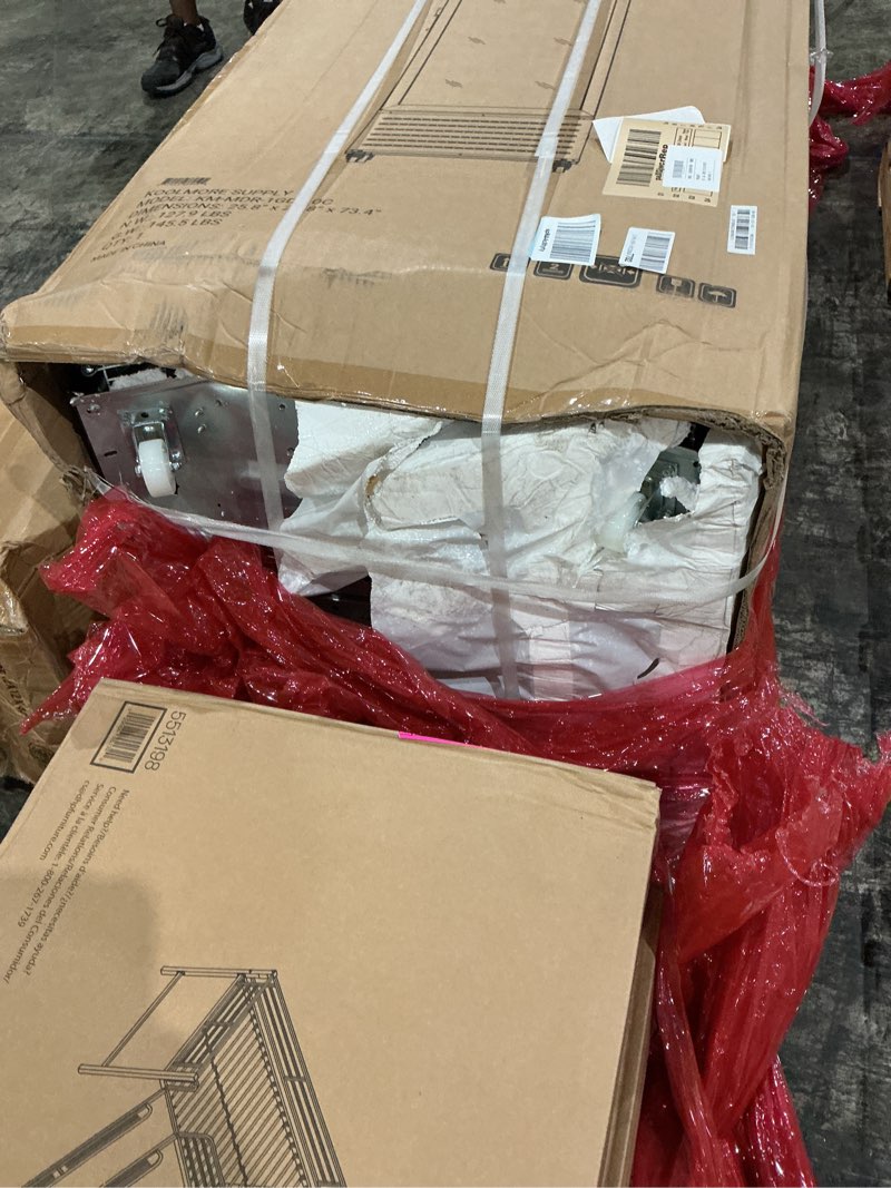 Condition photo showing Good Condition for koolmore 23 in. one glass door commercial display merchandiser refrigerator cooler in black, etl listed, 10 cu. ft. (km-mdr-1gd-10c) black 10 cu. ft.