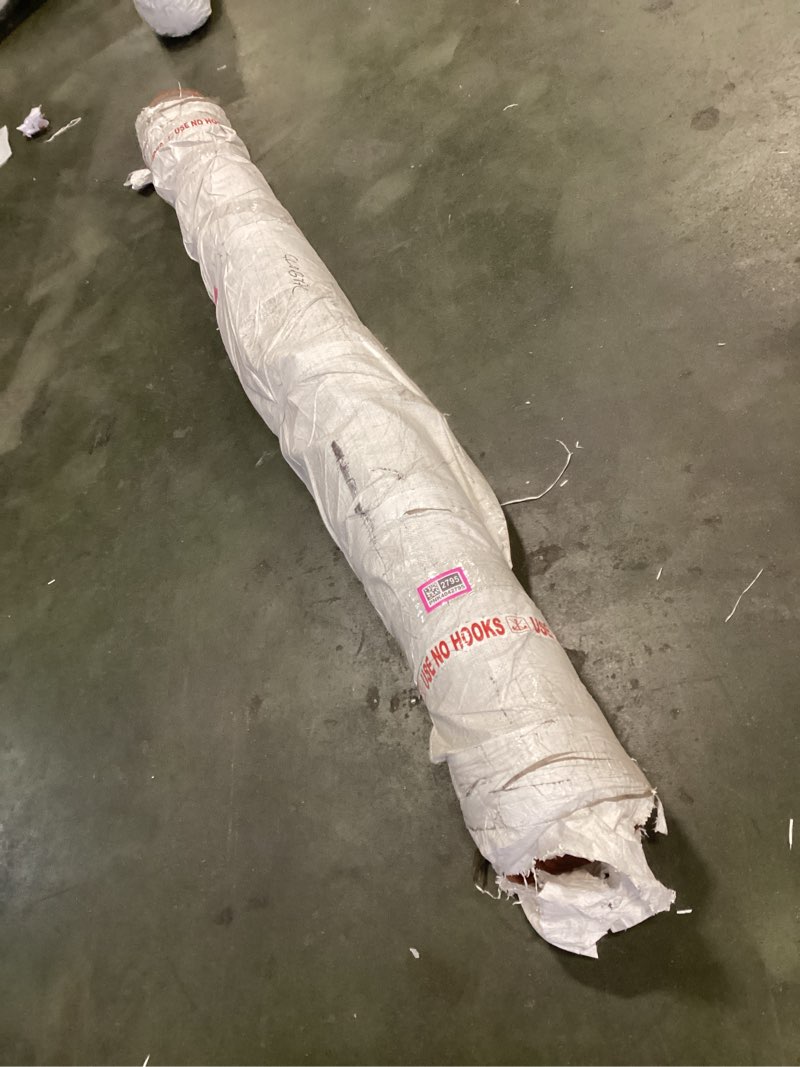 Condition photo showing New/Like New for Quince 8’x10’