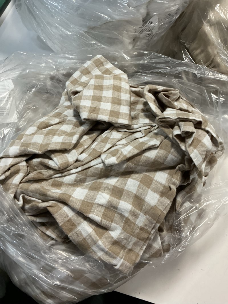 Condition photo showing As Is for european linen gingham fitted sheet set, king, cafe gingham
