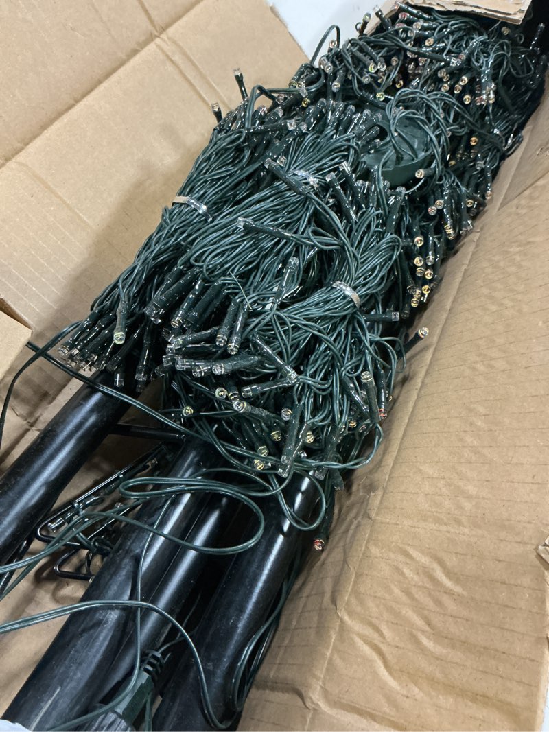 Condition photo showing Good Condition for Flacchi 16 FT 664 LED Star String Lights Outdoor - Pole Set with Remote, Multiple Lighting Modes, Timer, and Waterproof Feature for Ultimate Holiday Decor (Warm White & Multicolor) 16FT/664LED Warm White&Multicolor