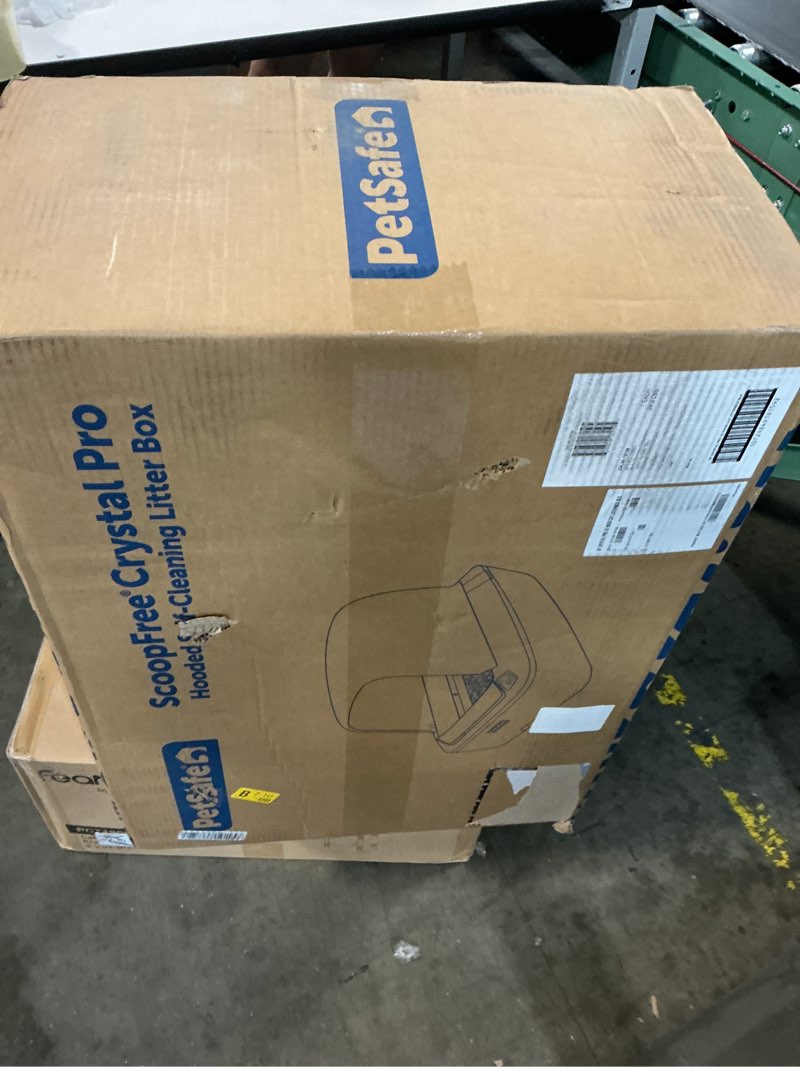 Condition photo showing New/Like New for petsafe scoopfree crystal pro self-cleaning cat litter box system enclosed front-entry advanced odor control includes 1 disposable crystal litter tray black (zal00-18159) covered black
