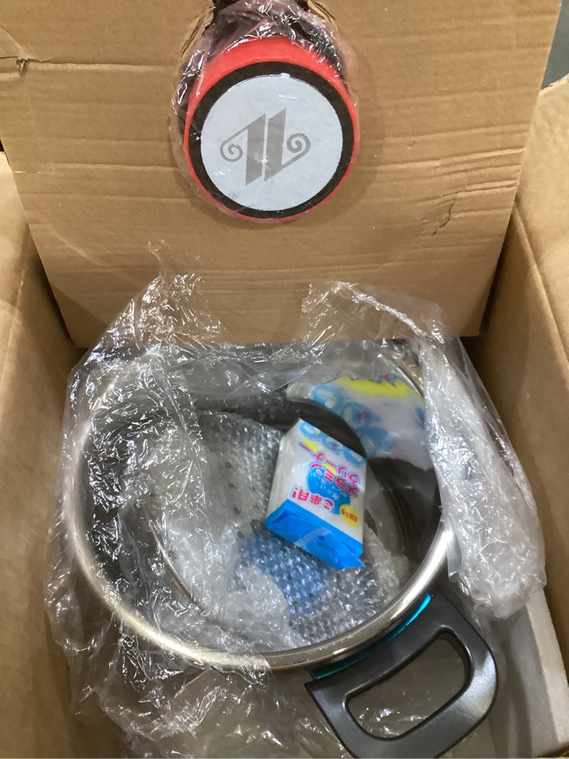 Condition photo showing Good Condition for 18/8 stainless steel pressure cooker 8 qt, [one-hand locking] pressure cooker,[3-in-1] olla de presion, induction,gas stovetop compatible, includes glass lid & steamer rack 8 quarts