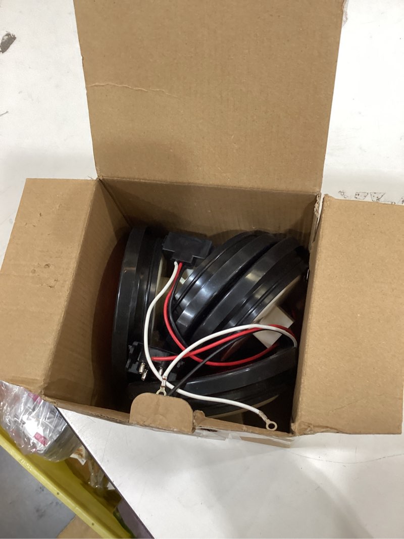 Condition photo showing Good Condition for 4 Inch Round Trailer Tail Light for 12V Truck Trailer Bus RV Camper ATV UTV 24LED Back Up Reverse Light Waterproof w/Flush Mount Grommets Plugs 4 Red