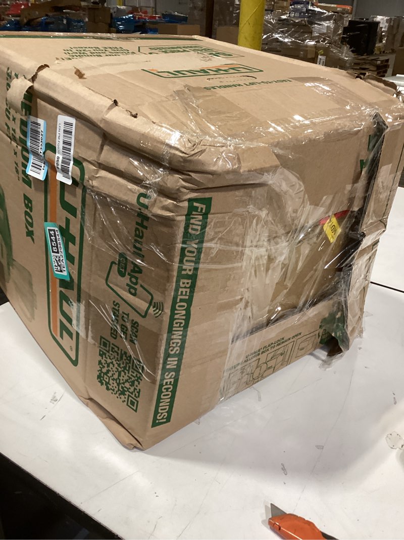 Condition photo showing New/Like New for Amazon Basics Dog and Puppy Pee Pads, 5-Layer Leak-Proof Super Absorbent, Quick-Dry Surface, Potty Training, Regular (22x22"), 150 Count, Blue & White Regular (150 Count)