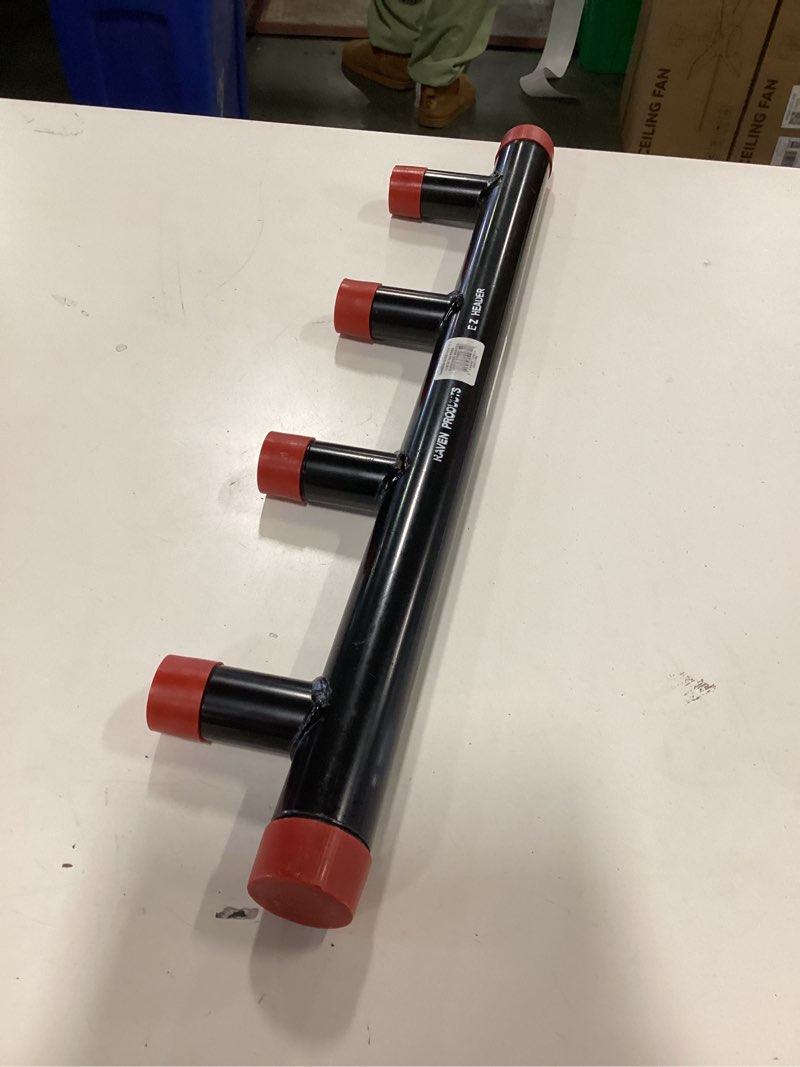 Condition photo showing Good Condition for Midline Valve TI4-1410-6 Steel Manifold, 1-1/4'' Base 4 Ports of 1-1/4'' 6'' Spacing, Black 1-1/4'' Base; 4 Ports of 1-1/4''; 6'' Spacing