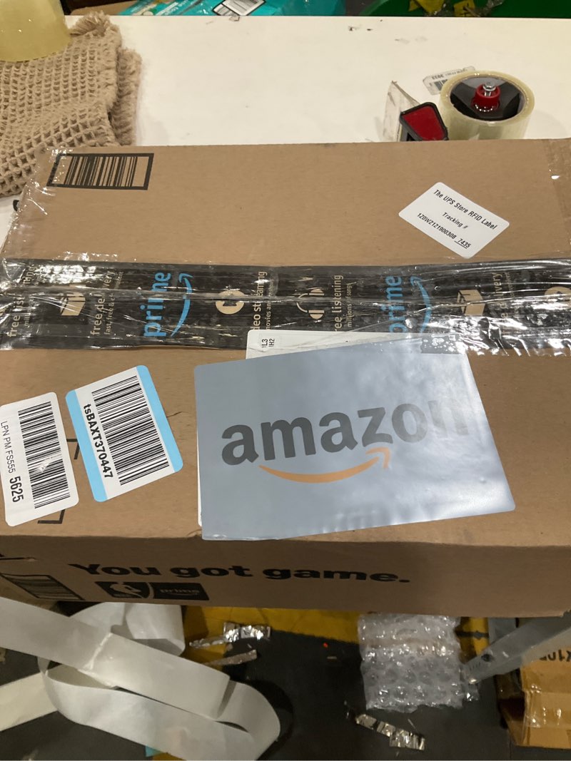 Condition photo showing Good Condition for J.L. Childress Padded Bag for Doona & Evenflo Shyft Dualride - Travel Bag for Airplane, Fits Most Infant Car Seats, Airport Accessories for Gate or Baggage Check, AirTag Compatible - Elite, Black