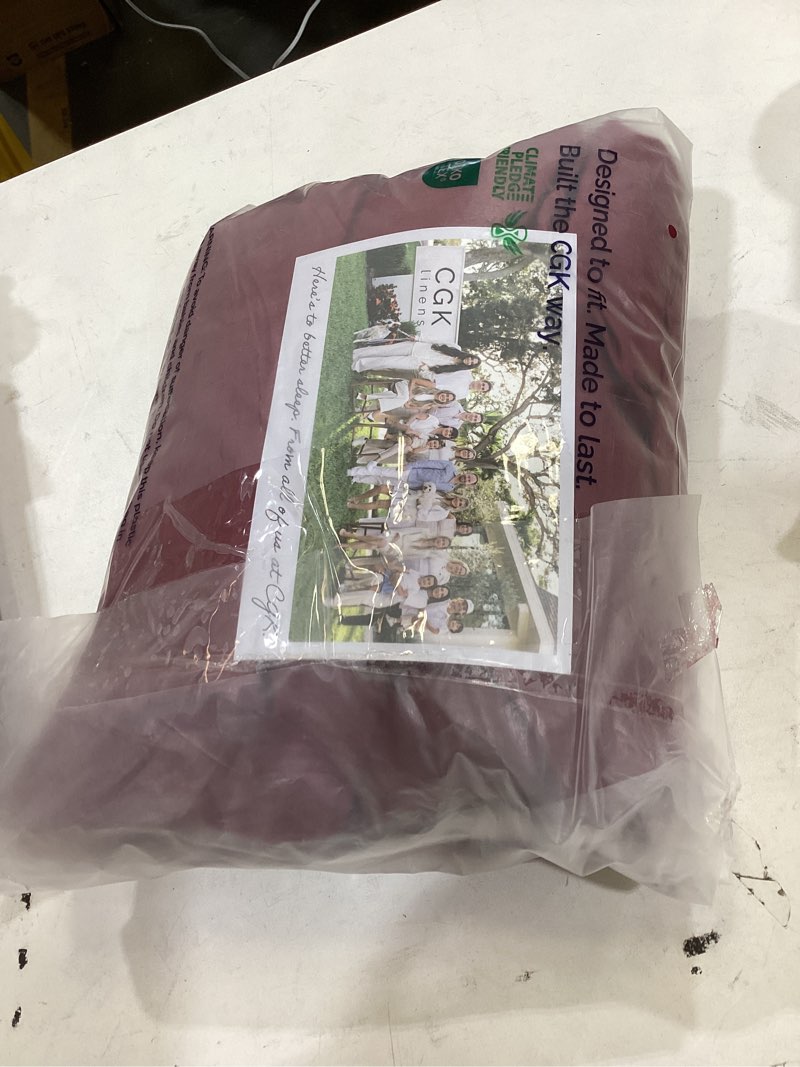 Condition photo showing New/Like New for twin xl size 3 piece sheet set - comfy breathable & cooling sheets - hotel luxury bed sheets for women & men - deep pockets, easy-fit, soft & wrinkle free sheets - burgundy oeko-tex bed sheet set