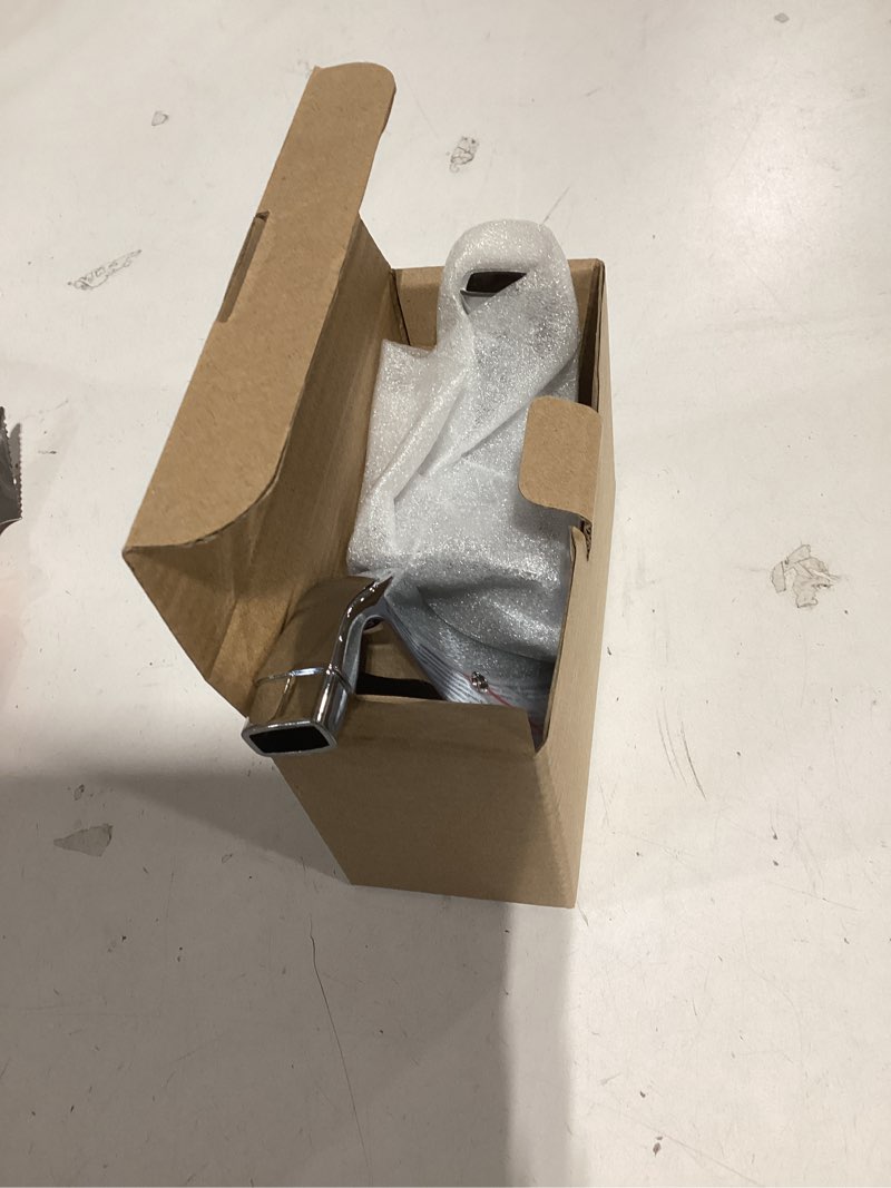 Condition photo showing Good Condition for Moen YB5124CH Voss 24-Inch Bathroom -Towel Bar, Chrome Chrome 27.83 x 3.03 x 4.92 inches 24" Towel Bar