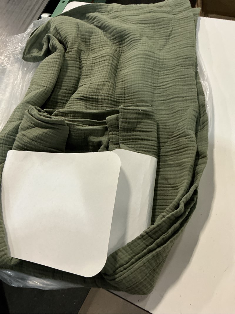 Condition photo showing Good Condition for organic cotton gauze blanket, full/queen, olive