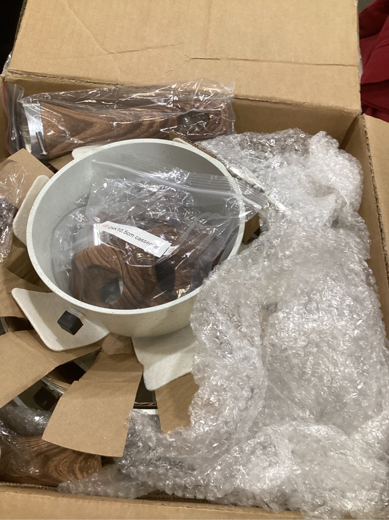 Condition photo showing Good Condition for DUMOS 17 Pcs Pots and Pans Set, Nonstick Kitchen Cookware Set, Induction Cooking Sets with Stay-Cool Handles, Milky White Milky White 17 PCS