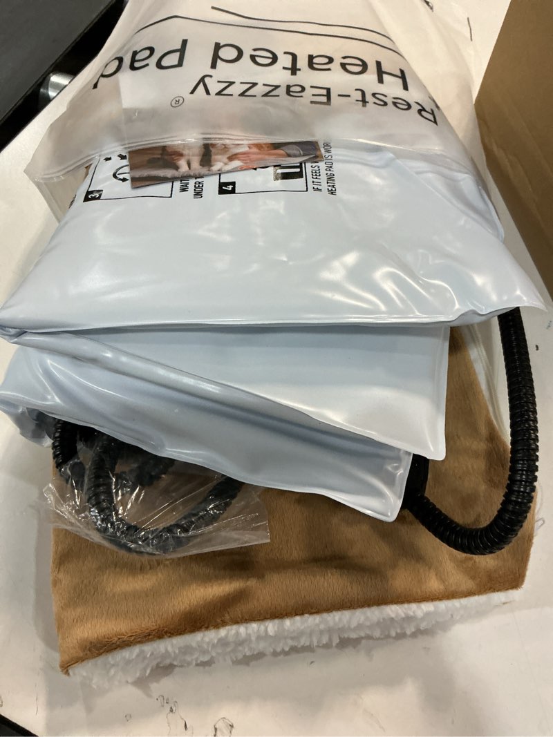 Condition photo showing Good Condition for Rest-Eazzzy Heated Cat Pad, Cat Bed with Removable Cover, 5 Level Timer & Temperature, Indoor Warming Mat for Cats & Dogs (Heat Pad, Pure-Brown) Small-1 Pack Brown