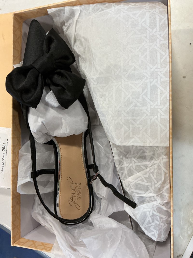 Condition photo showing New/Like New for Jewel Badgley Mischka Shoshana Slingback Pumps 7.5 Black