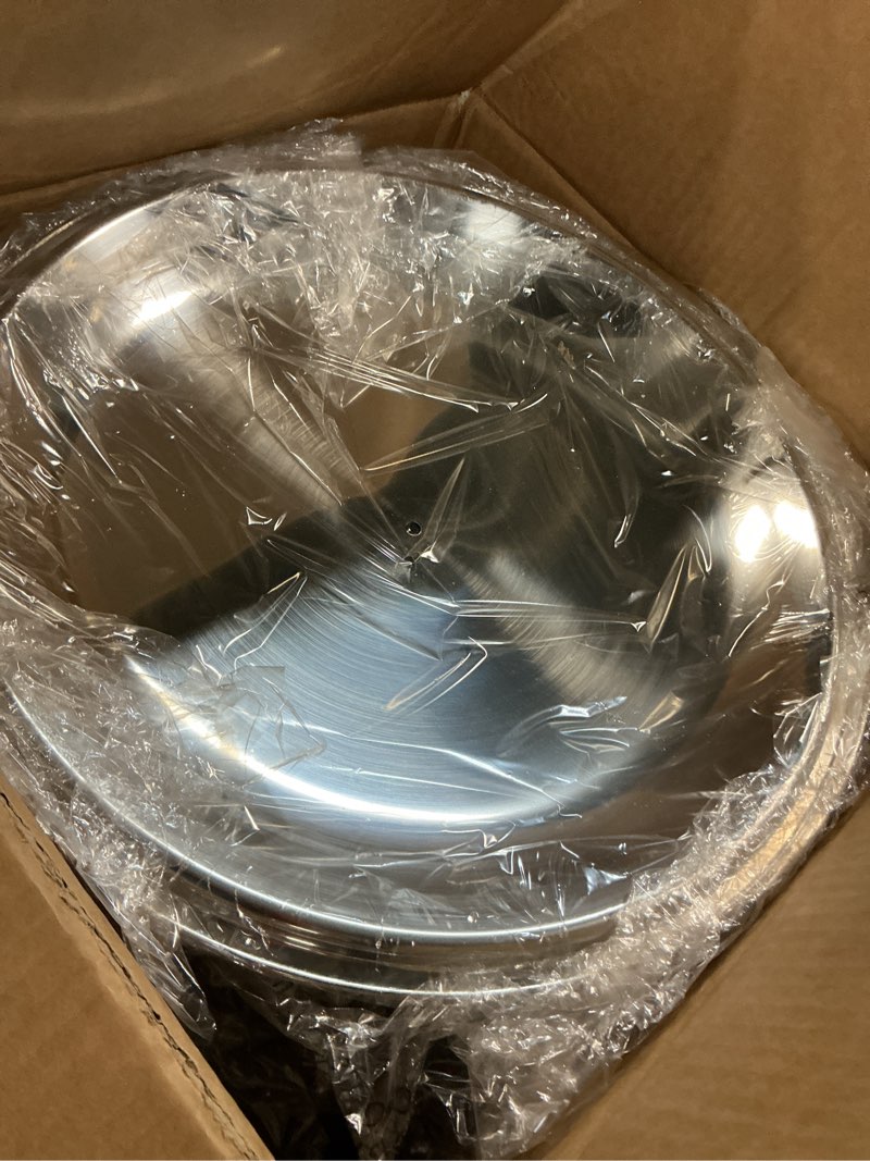 Condition photo showing Good Condition for chafing dishes for buffet 2 pack, 6qt round chafing dishes for buffet [elegant gold and silver colors] stainless steel chafing dish buffet set for any party 2 pack gold and silver