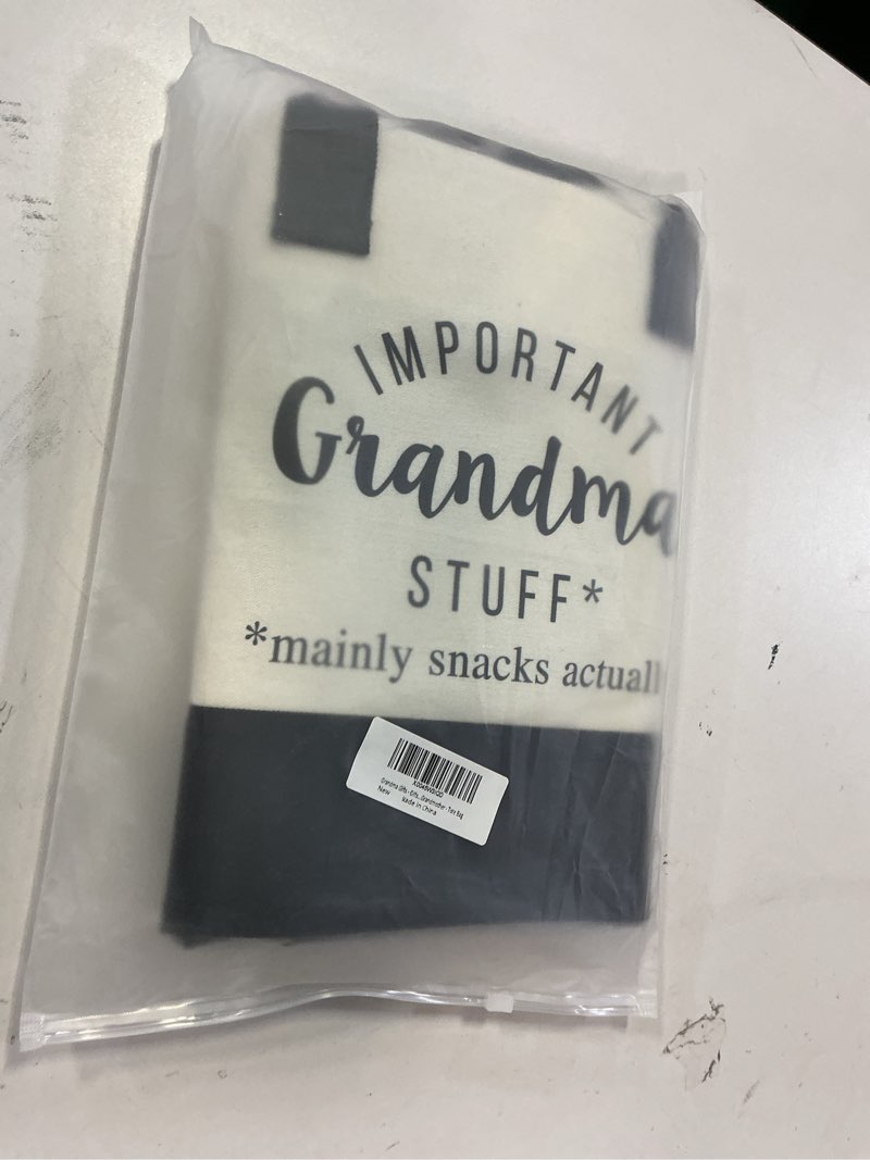 Condition photo showing New/Like New for GINGULMINA Grandma Gifts - Birthday, Mothers Day Gifts for Grandma from Grandchildren - Tote Bag Grandma 02