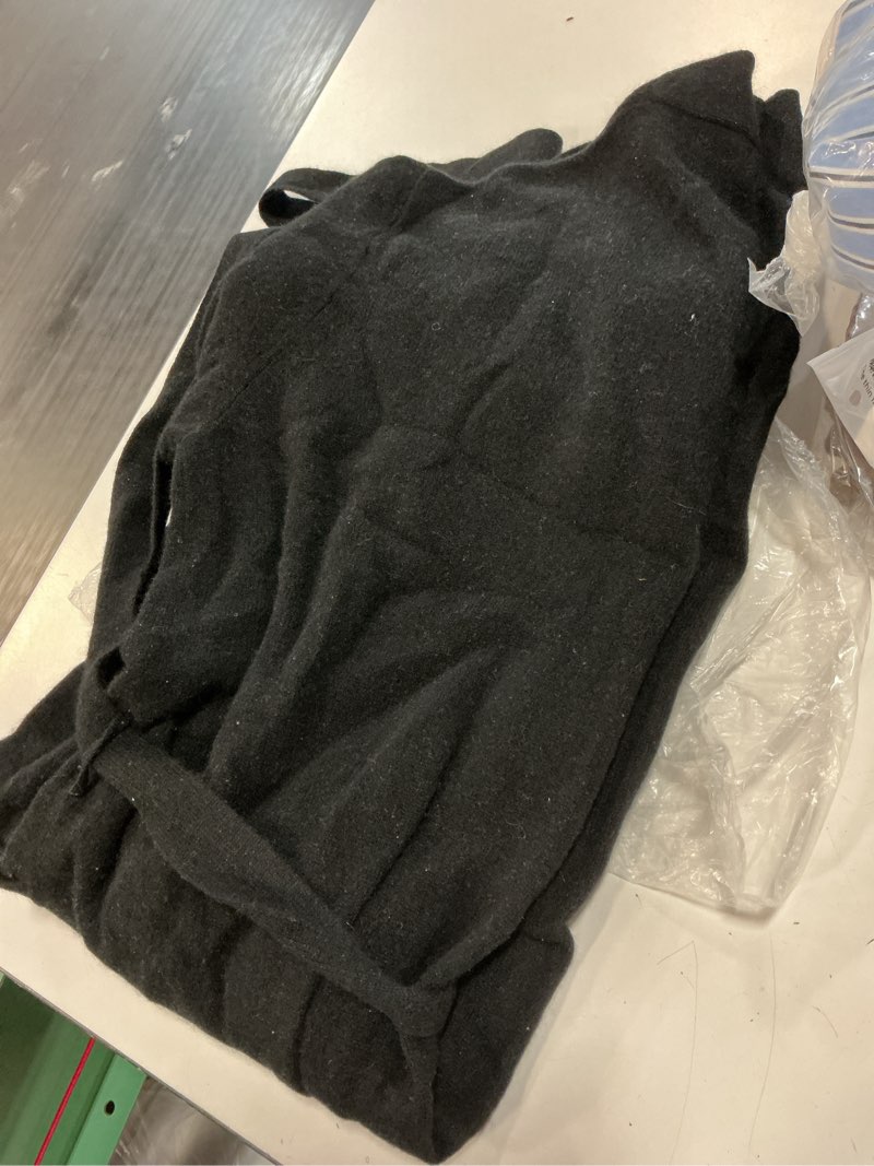 Condition photo showing Good Condition for mongolian cashmere robe, xl, black
