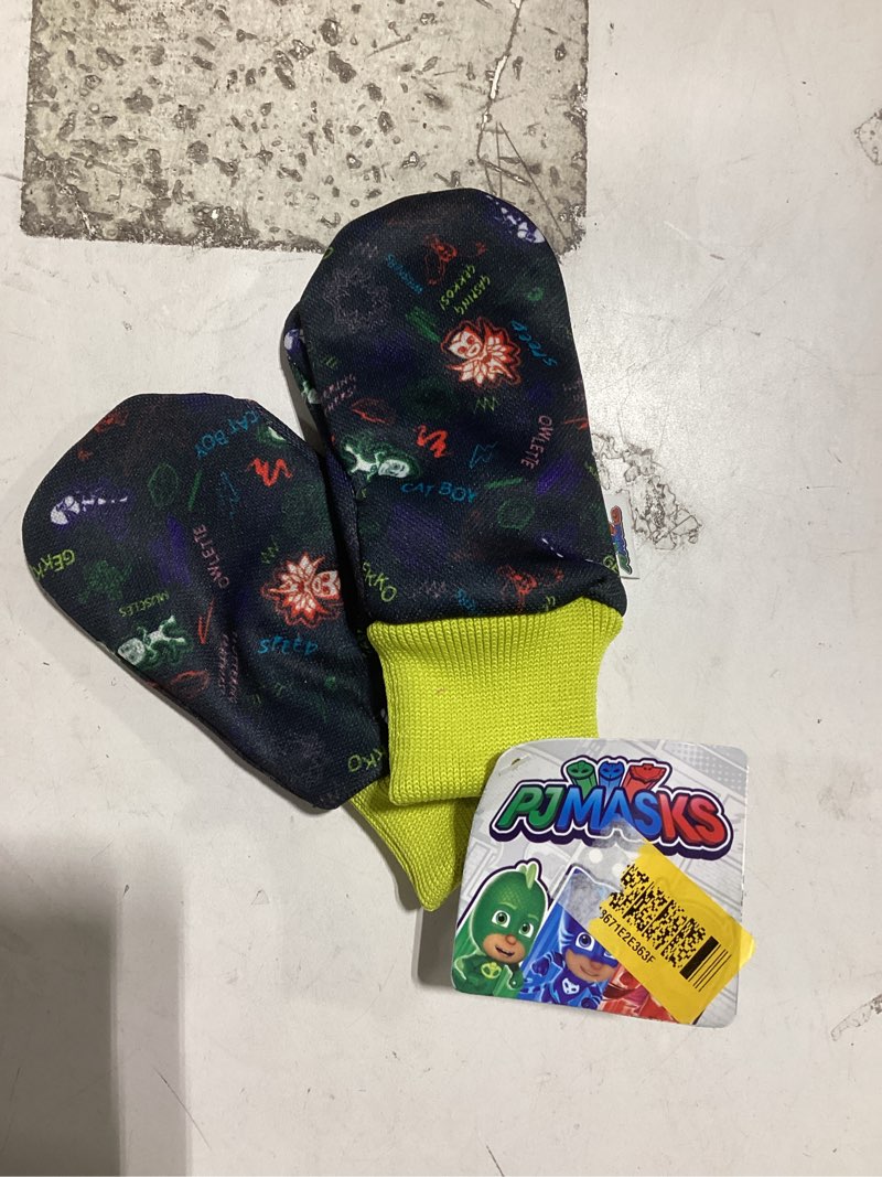 Condition photo showing Good Condition for midwest quality gloves, inc. child polyester everyday gloves 1 -pairs