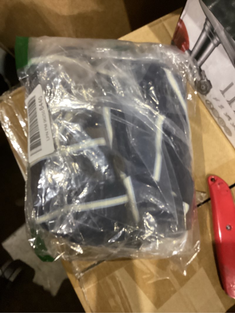 Condition photo showing Good Condition for Amazon Essentials Men's 9" Large Navy Stripe