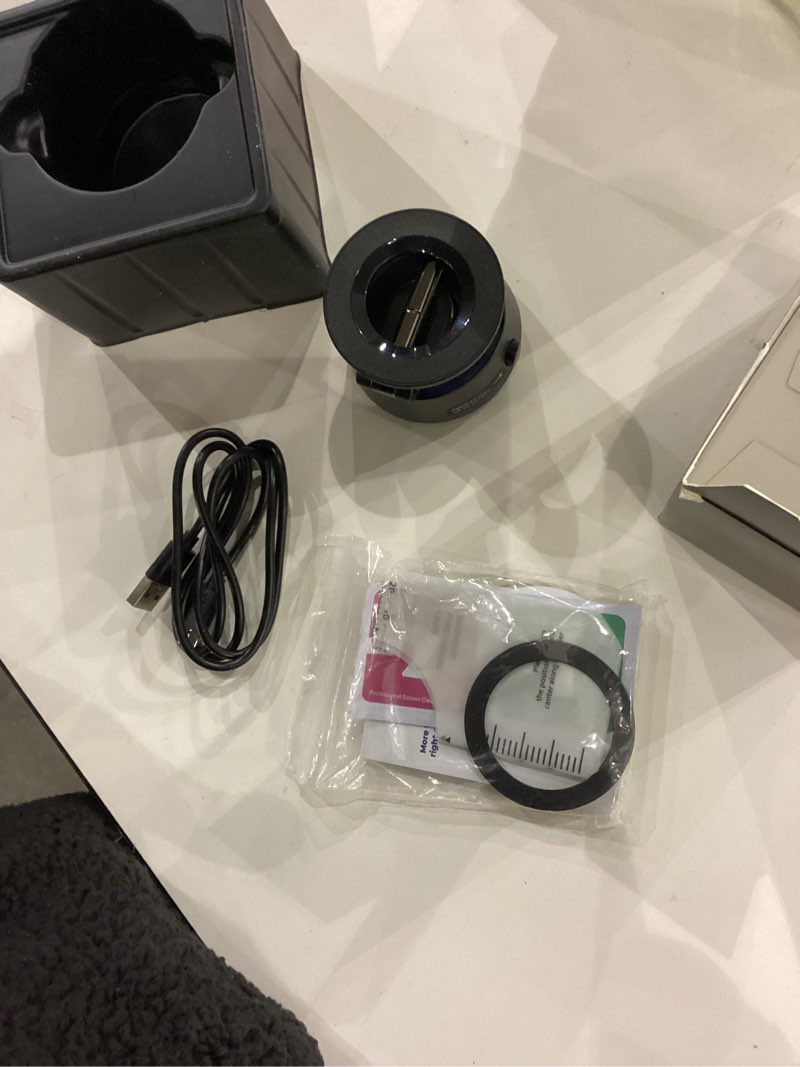 Condition photo showing Good Condition for LISEN SuctionPro Phone Holder for Car?Auto Vacuum?Electric Vacuum Magnetic Phone Mount, Suction Cup Phone Mount 360° Adjustable Car Accessories Magsafe Car Mount for iPhone 17 Pro Max Air 16 15 14 13 Black