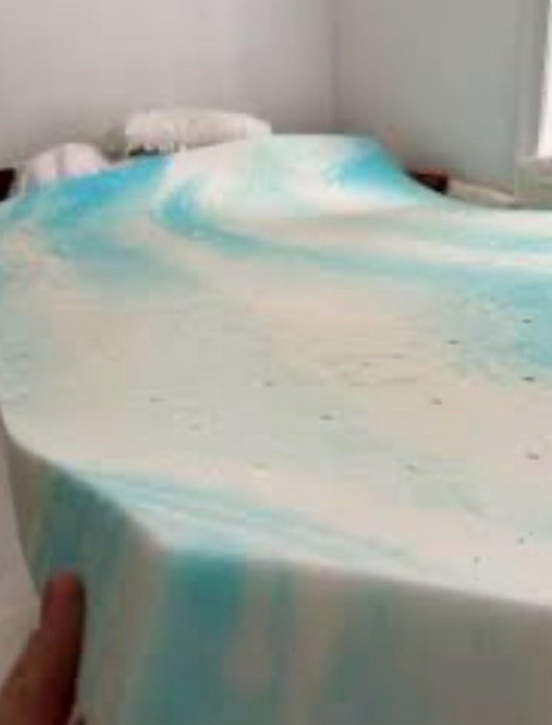 cooling gel memory foam mattress topper (unknown size)