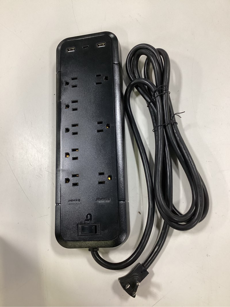 Condition photo showing Good Condition for utilitech 8-ft surge 8-outlet 3600 joules 1875-watt 1000va black indoor usb and ac surge protector