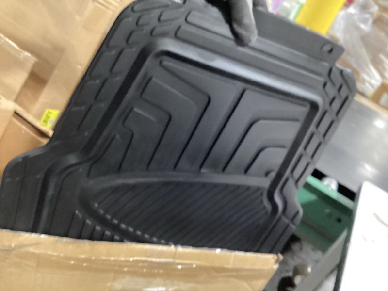 amazon basics 4-piece premium all-season anti-slip rubber floor mats, all weather protection for car