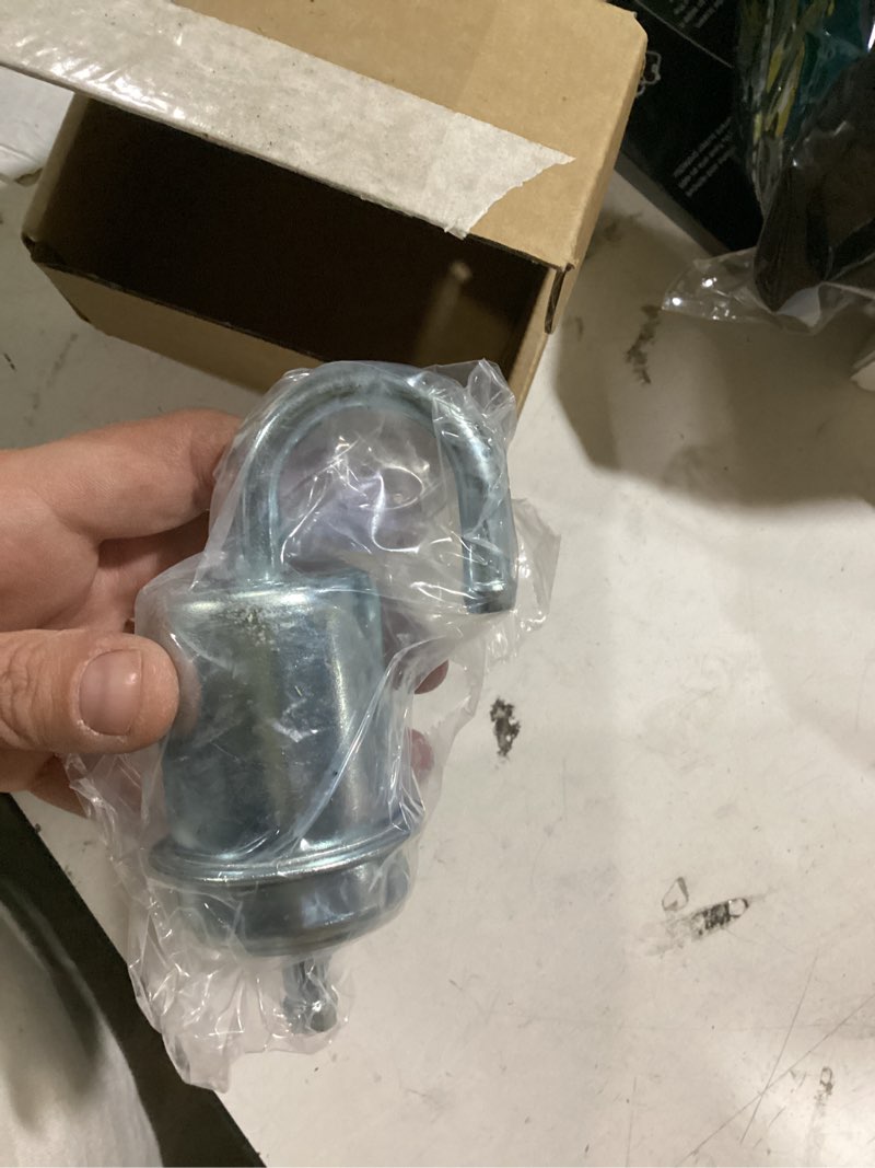 Condition photo showing New/Like New for fuel filter for honda cbr600f4i 2001-06, vfr800 interceptor 00-09, cb900f 919 02-07, cbr929rr 00-01, 954rr 2002-03, rvt1000r rc51 00-06, cbr1100xx super blackbird 00-03, st1300 03-10