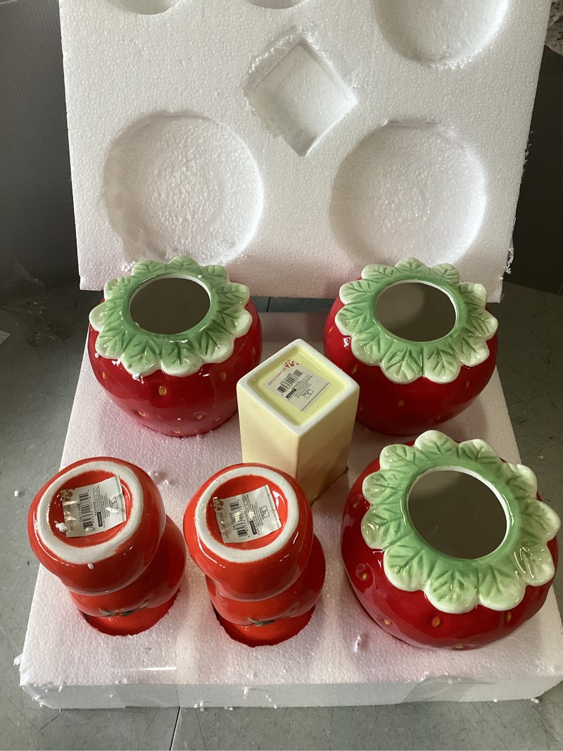 Novelty Ceramic Vase Strawberry - Bullseye's Playground™( Total pack 6  different figures.
