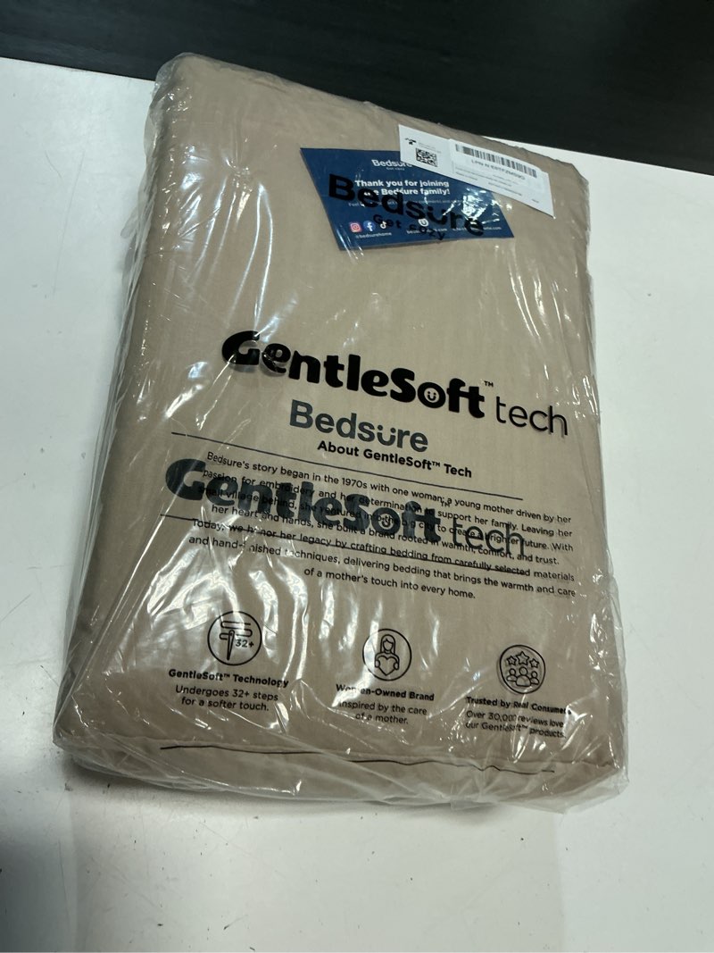 Condition photo showing New/Like New for bedsure cotton duvet cover king - 100% cotton waffle weave khaki duvet cover king size, purewoven breathable tan bedding set for all season, 3 pieces, 104"x90" king (104" x 90") 05 - khaki (no comforter)