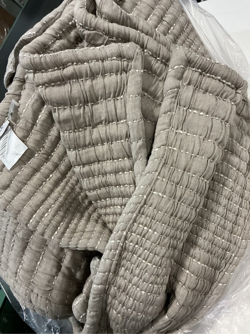 Condition photo showing Good Condition for nwot quince full queen organic cotton quilt hand stitched stone 
