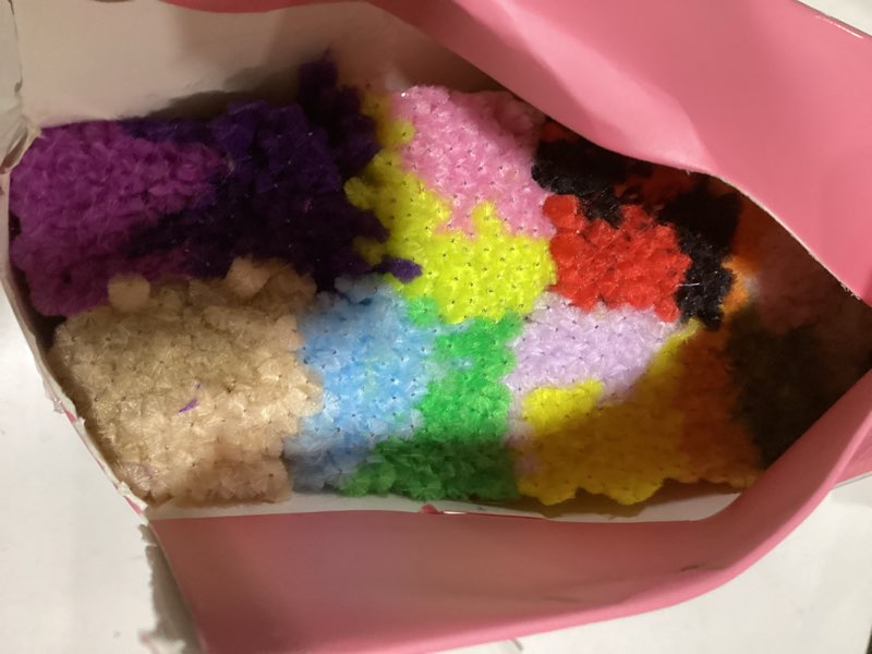 Condition photo showing Good Condition for 400pcs Craft Pipe Cleaners, 20 Colors Chenille Stems with Flowers Manual for Crafts – 12 inch Craft Supplies for DIY Projects, Art Activities, Decorations & More