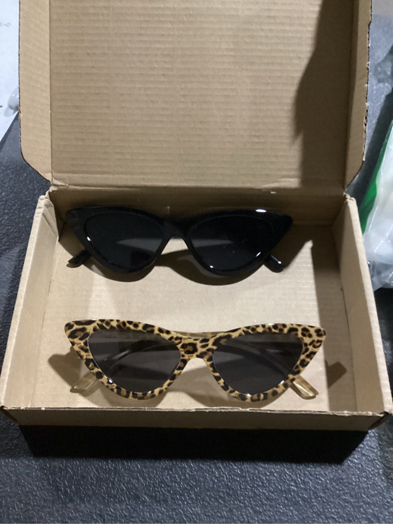 Condition photo showing Good Condition for easyhaute cat eye sunglasses for women, premium retro sun glasses fashion style with uv400 protection, trendy frame (black/tortoise)