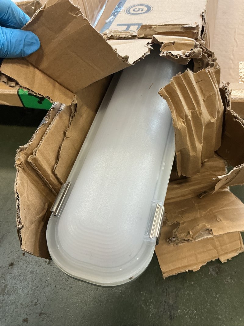 Condition photo showing Good Condition for 8FT LED Vapor Tight Light 8450LM-9750LM-11700LM Tunable, 3500K/4000K/5000K CCT Selectable, 130LM/W, 0-10V Dimmable Vapor Tight LED Fixture, UL Listed - 1PK 8FT Vapor 1PK